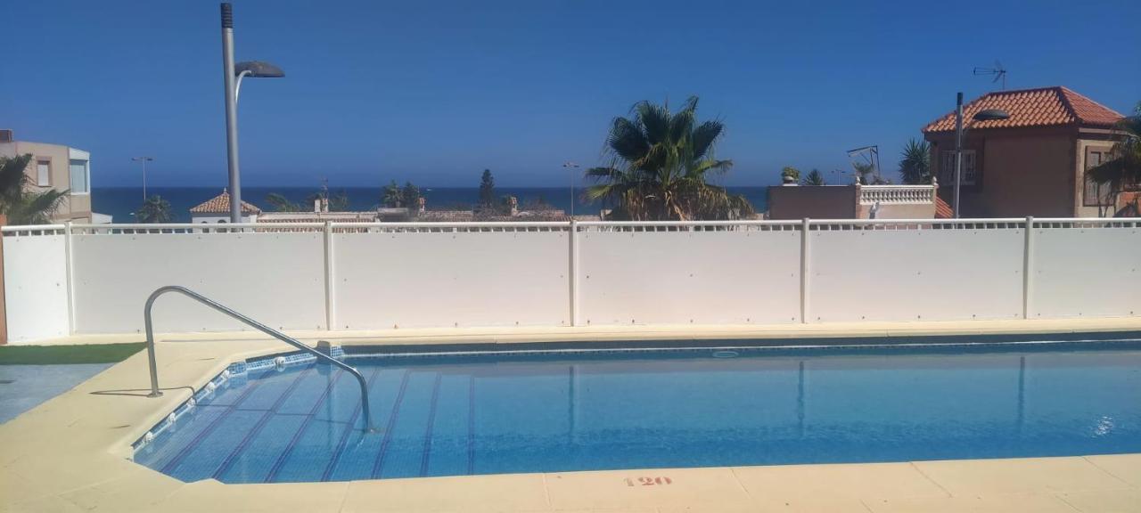 Alojamiento Roquetas De Mar Dış mekan fotoğraf